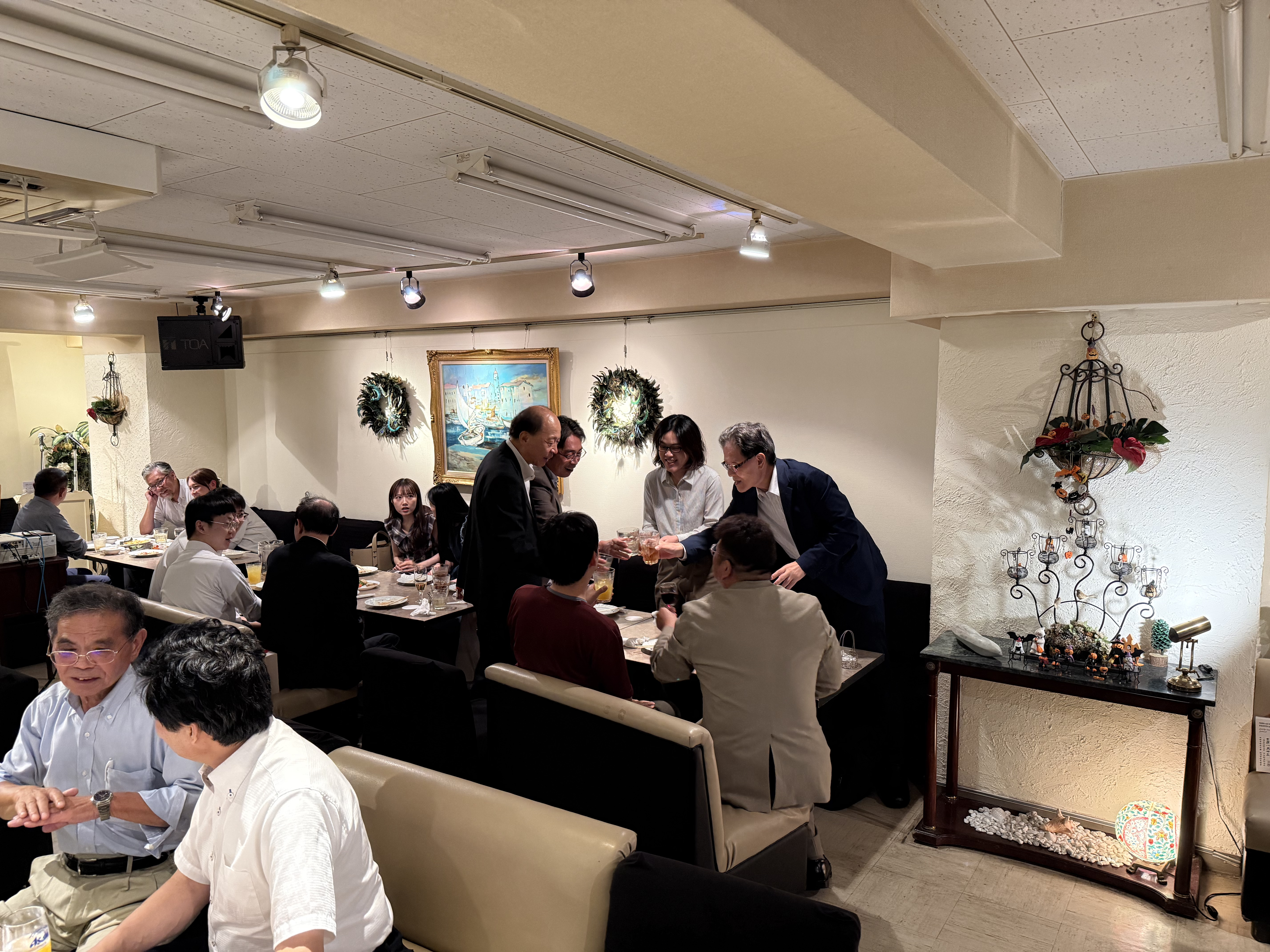 懇親会